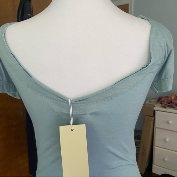 Island Importer Top Medium Pebble Blue Bangkok Jersey Rayon NWT - Picture 8 of 16
